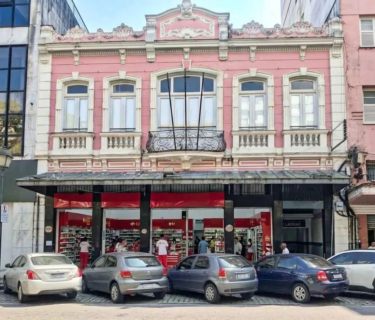 LOJÃO 360M² SEM COLUNAS NO MELHOR PONTO DE PETRÓPOLIS 