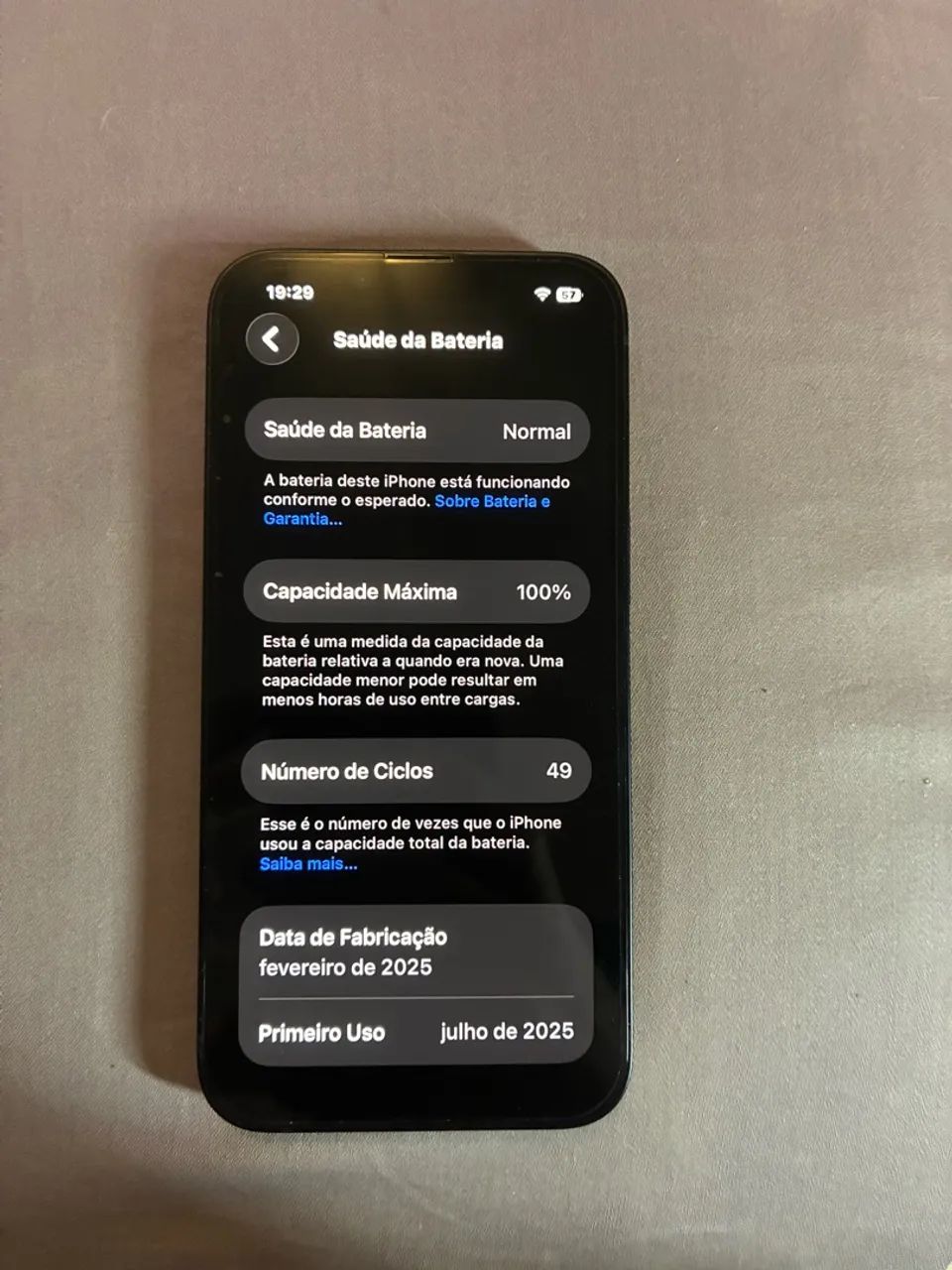 iPhone 16e, bateria 100% - Foto 2