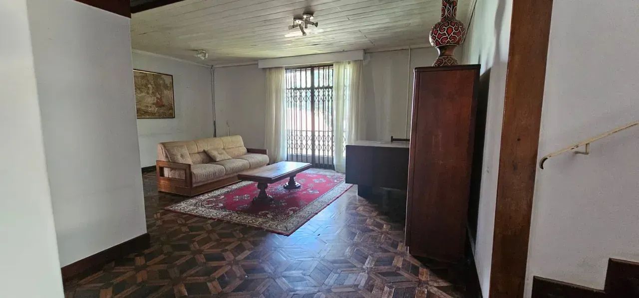 Casa Comercial com aprox. 330m² - Bairro Ahú - prox. OAB e comércios - Foto 4