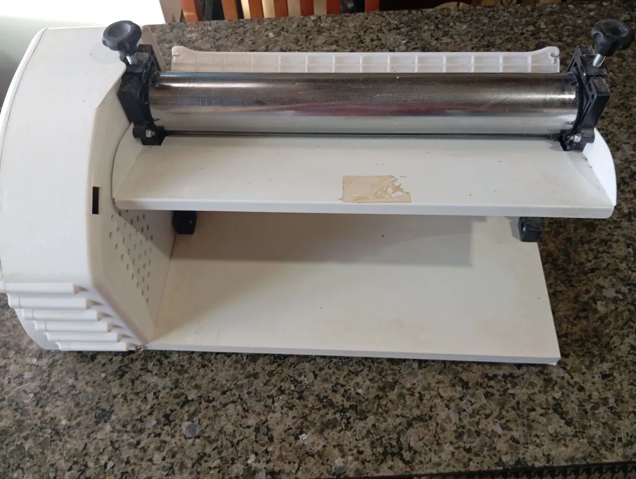 Vendo Um Cilindro De Abrir Massa De Pastel  - Foto 3