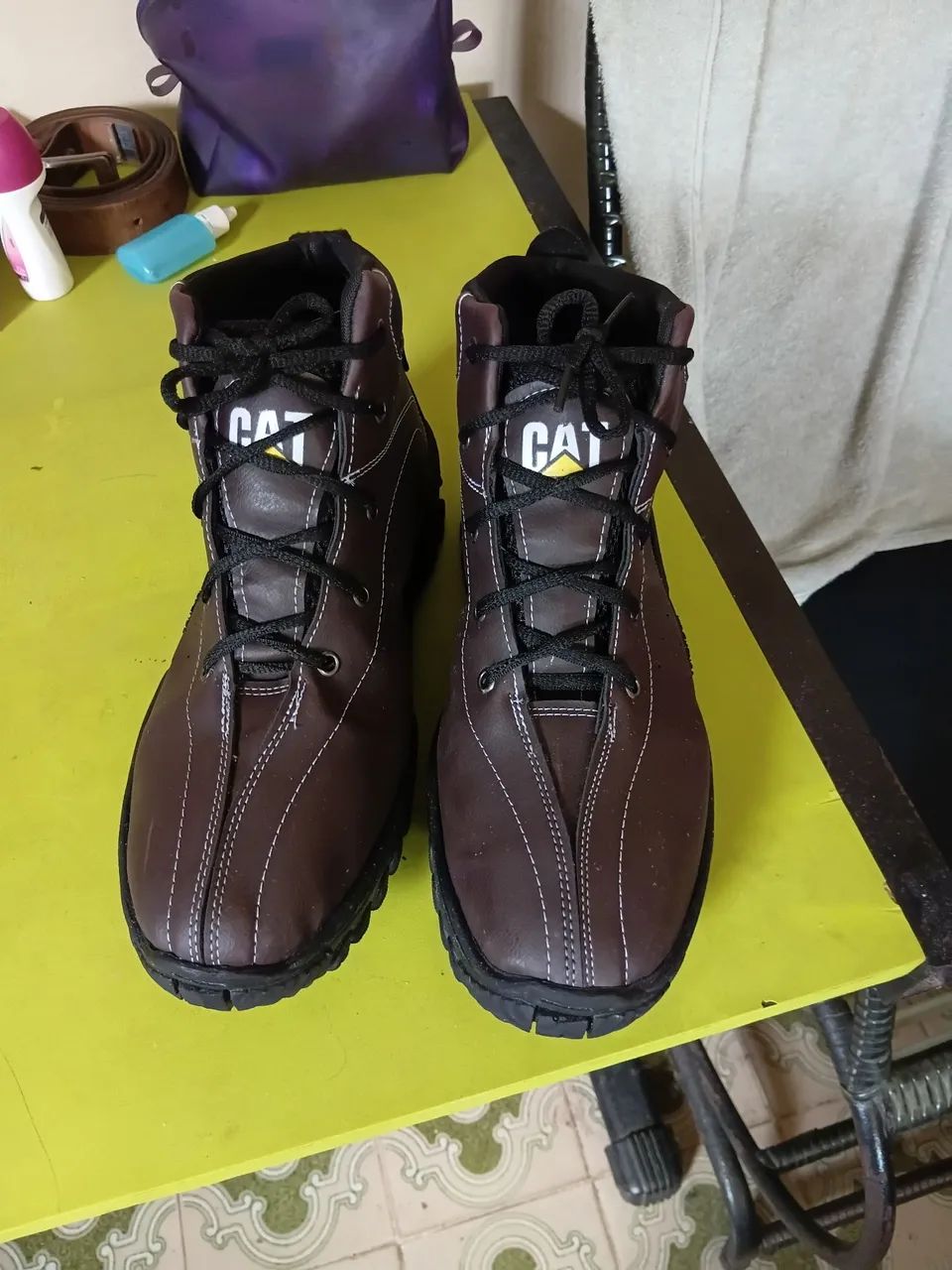 Bota " CAT "
