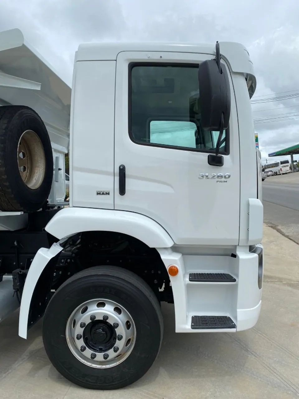 VW Constellation 31.280 6x4 - 2019 - Foto 4