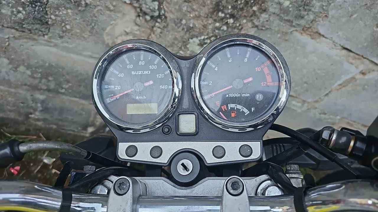 Suzuki GSR 150i - Foto 3