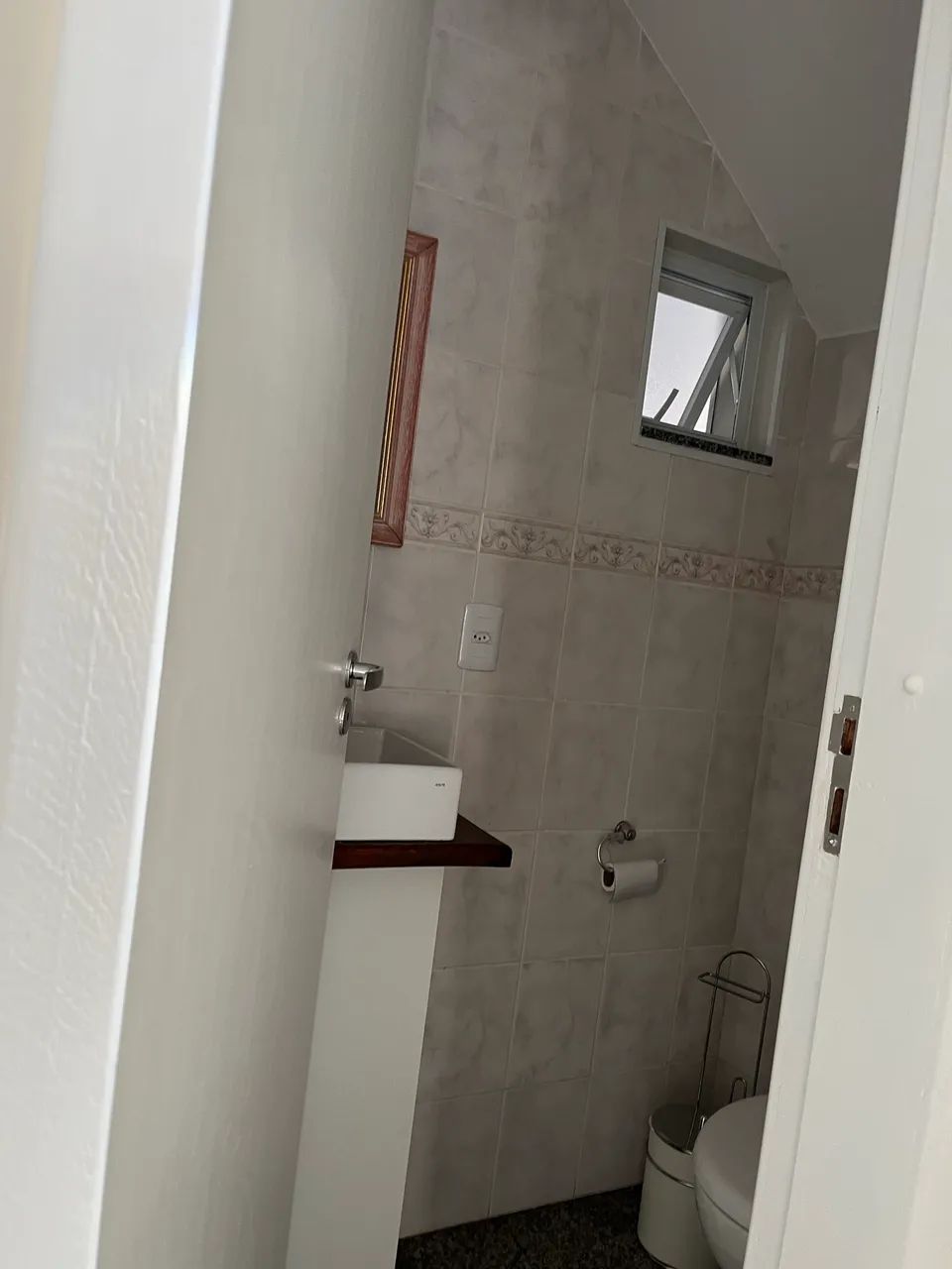 4 dormitórios/ Rio Tavares/ não aceito intermediarios no - Foto 5