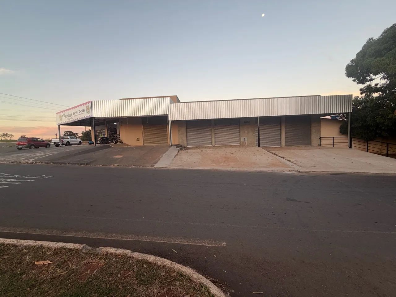 Salas comercias disponíveis para alugar. - Foto 4