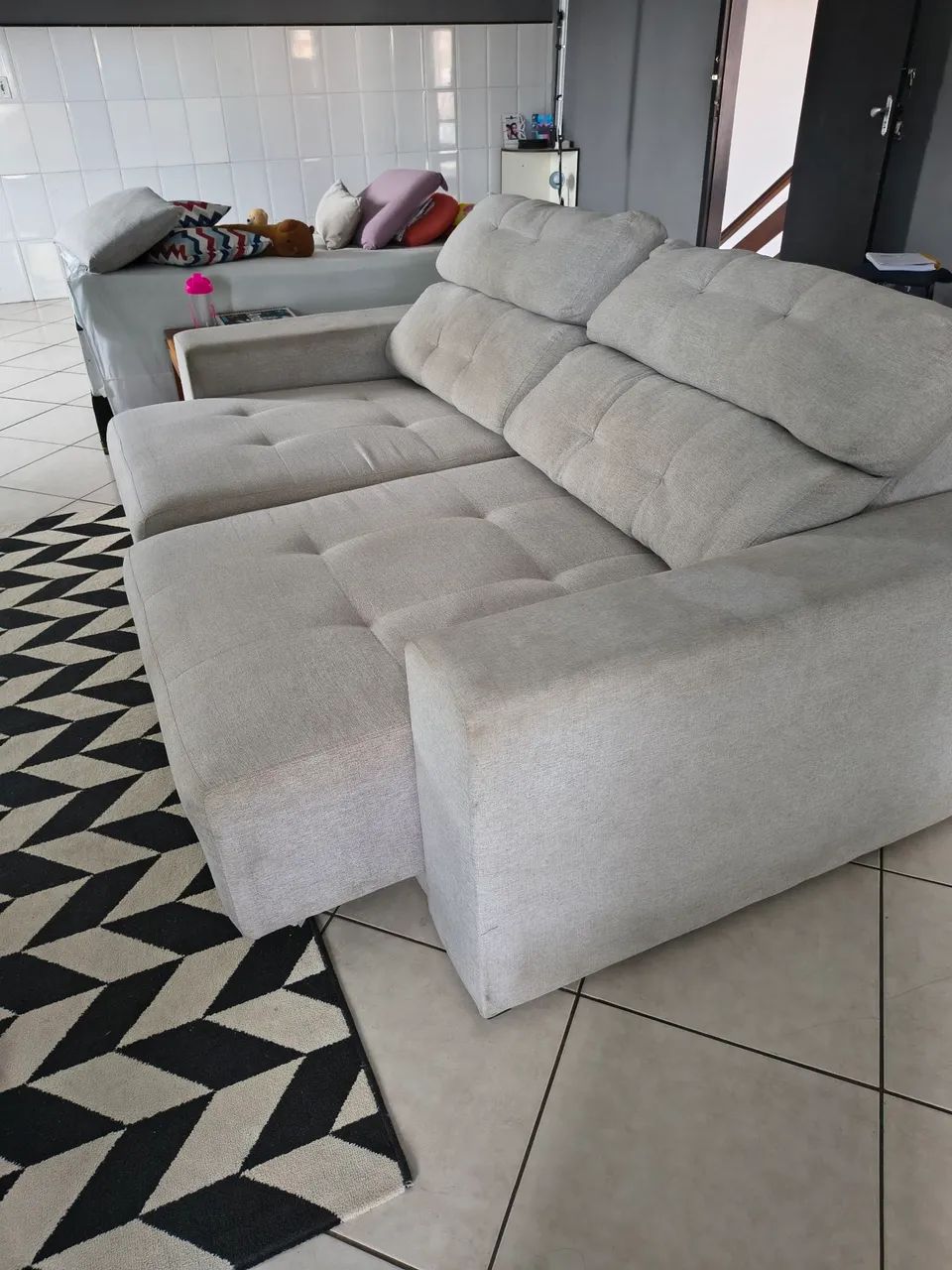 Sofá retrátil de linho 