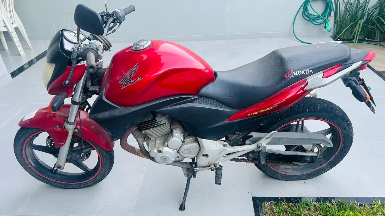 MOTO CB 300 - Foto 5