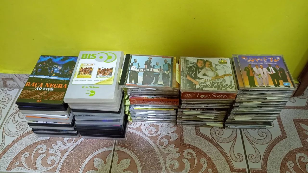 CDs e DVDs à venda diversos  - Foto 3