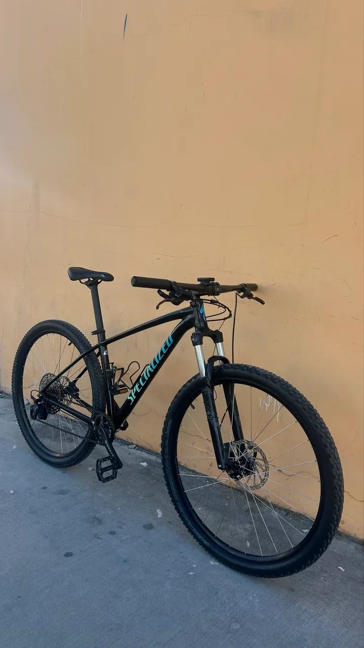 bicicleta Specialized Rockhopper - Foto 2
