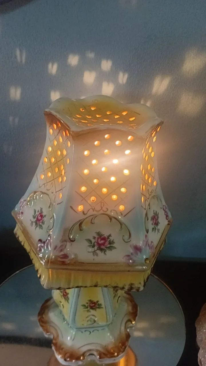 Abajur ponto de luz década de 40  em porcelana esmaltada - Foto 2