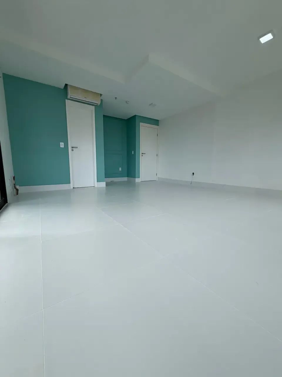 ALUGO SALA COMERCIAL BRITANIA - Foto 4