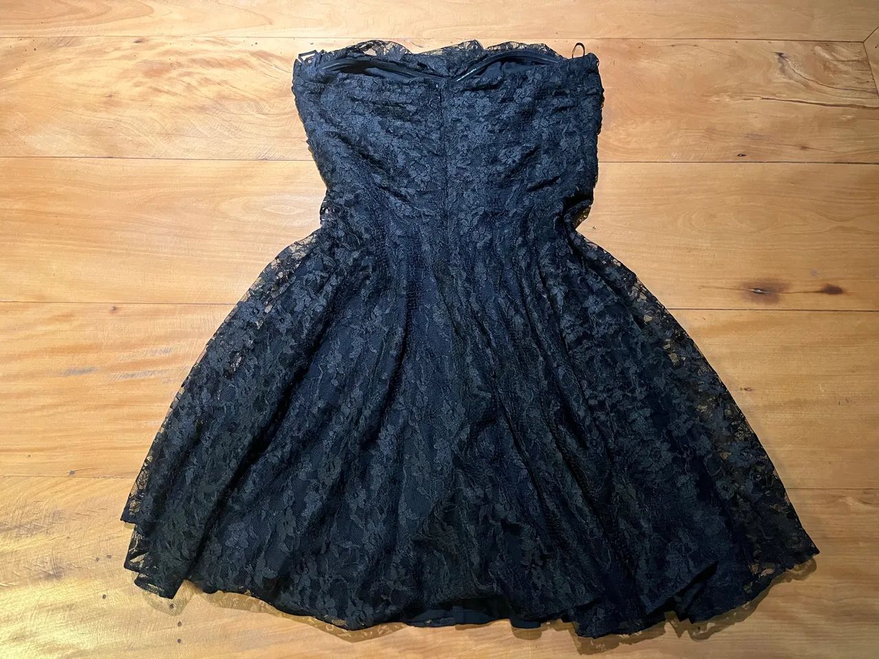 vestido preto rendado tomara que caia dark doll - Foto 5