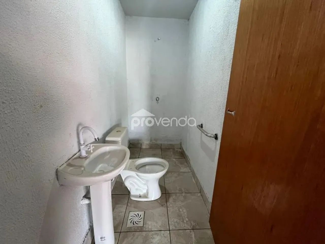 GALPÃO COM 300M² NA AVENIDA ANHANGUERA - Foto 4