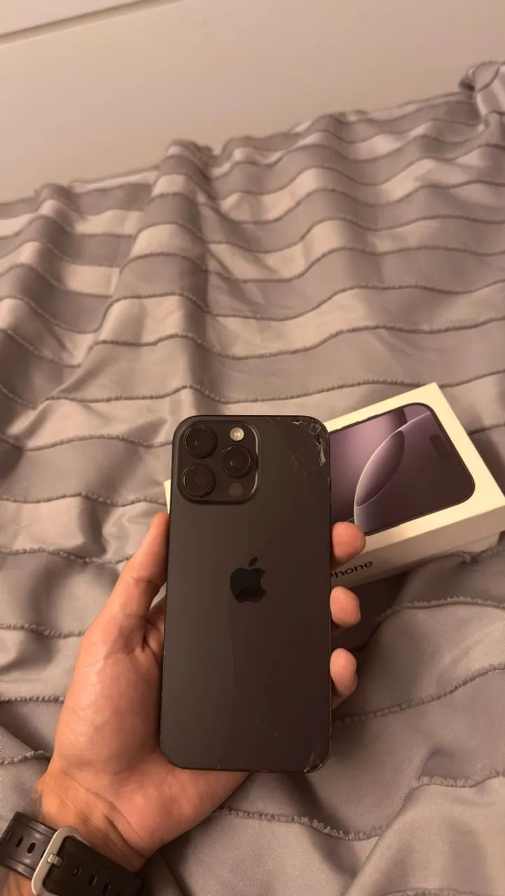 iPhone 16 pro Max 256gb - Foto 2