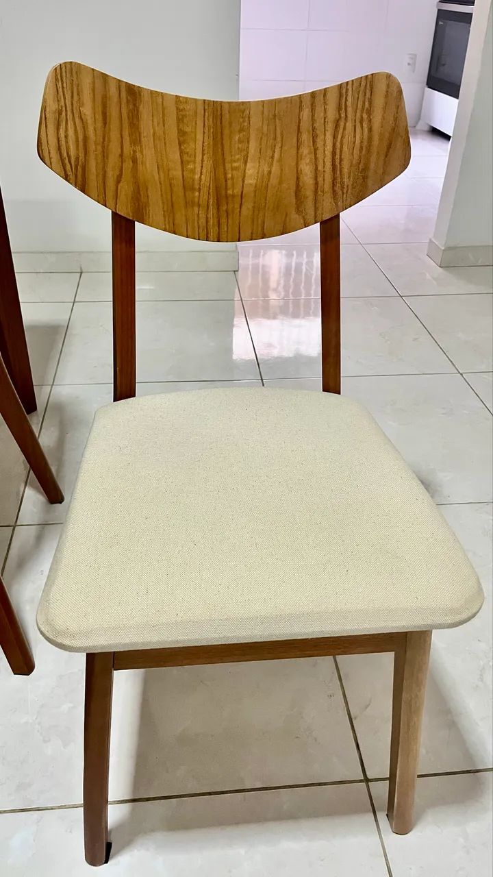 Mesa de jantar com 6 cadeiras - R$ 3.000,00 - Foto 3