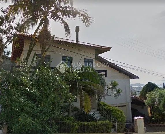 Casa no bairro Trindade com seis quartos sendo uma suíte, - Foto 4