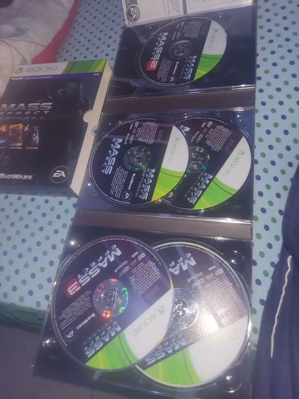Mass effect trilogy xbox 360 - Foto 3