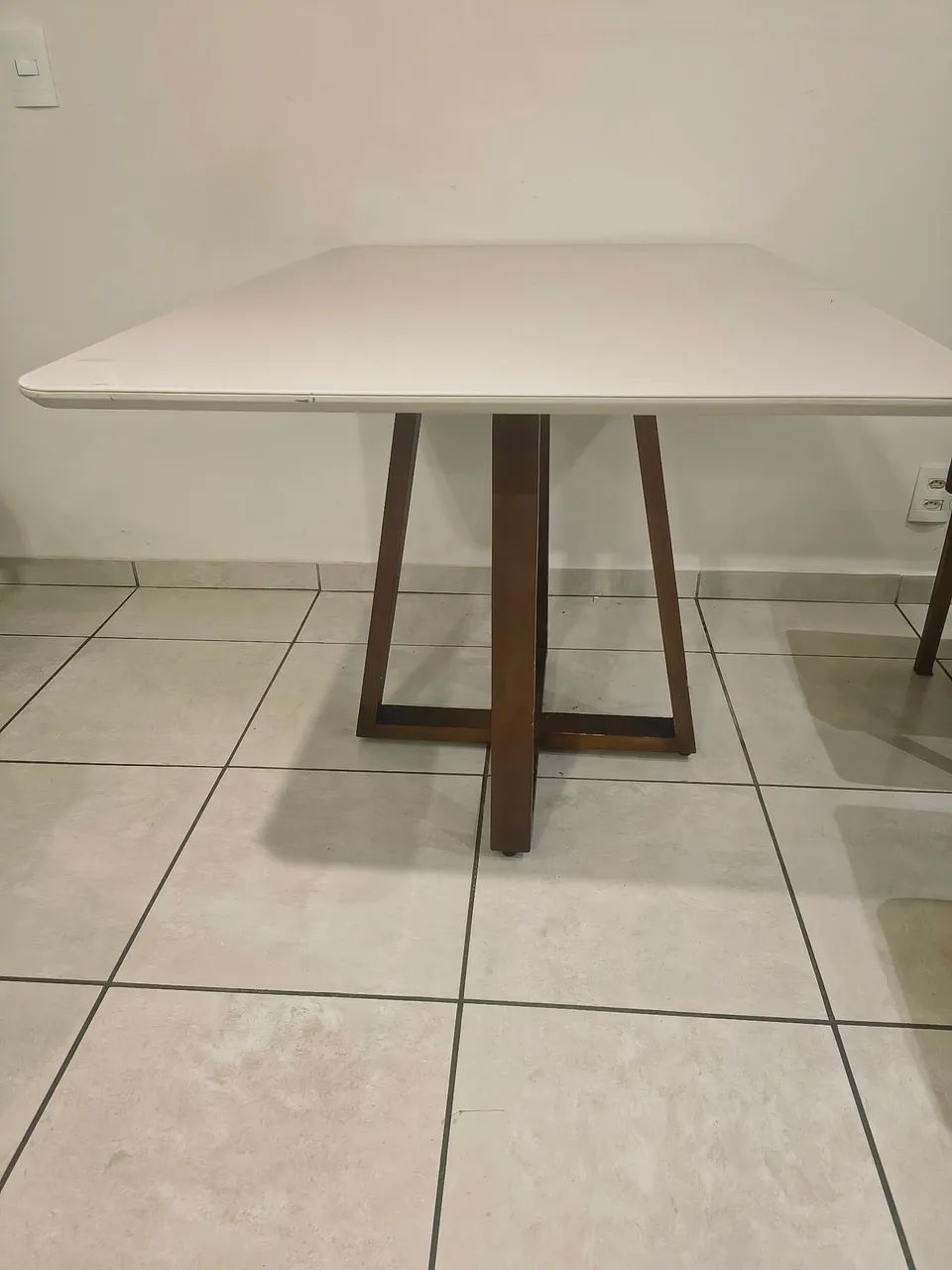 Mesa laqueada 