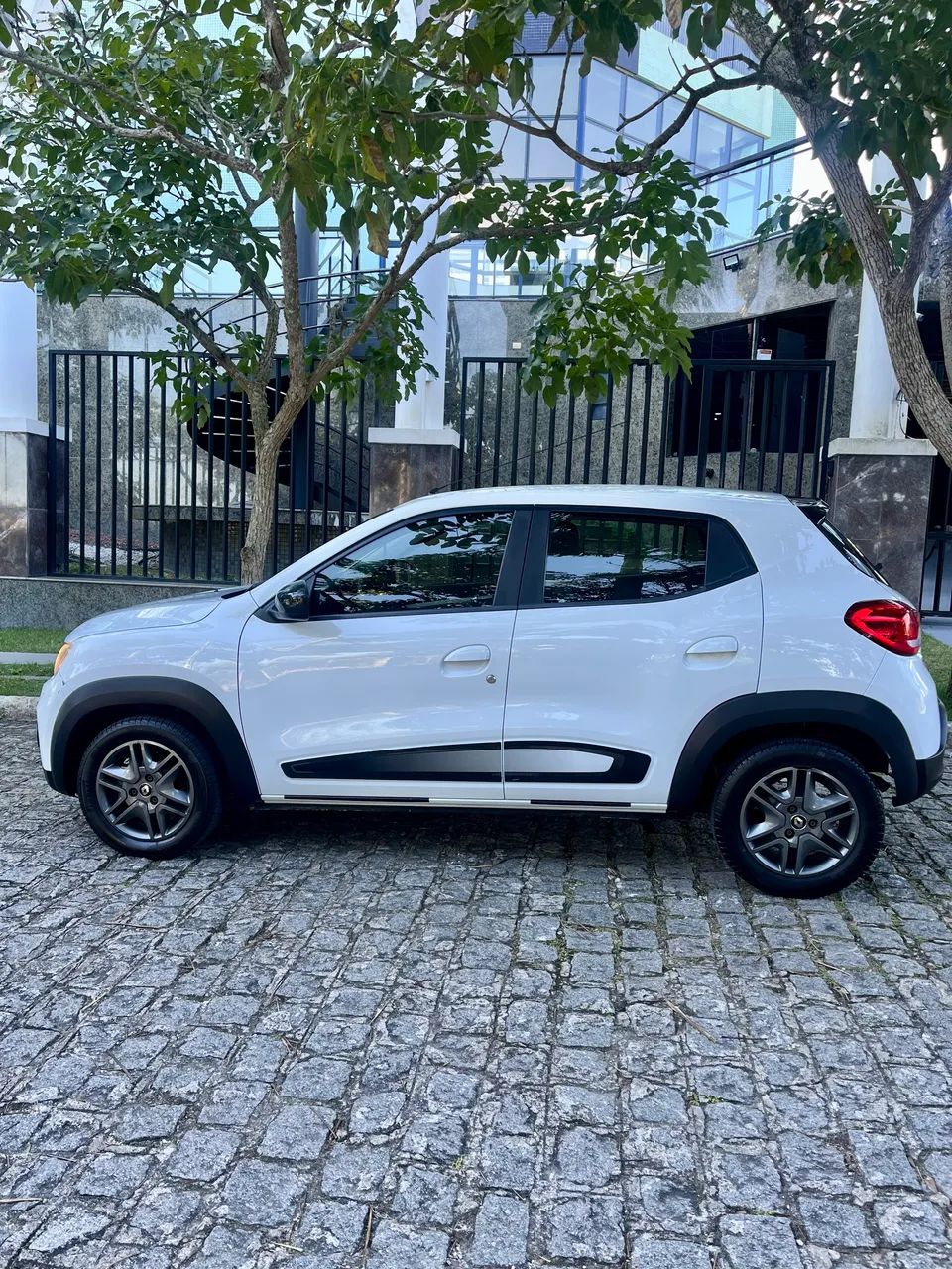 Renault Kwid Intense 1.0 Flex 12V 5P Mec. 2019