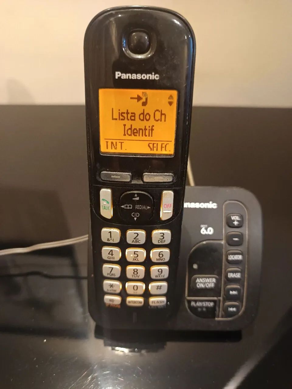 Telefone sem fio Panasonic KX-TGC220LBB com secretária eletrônica - Foto 2