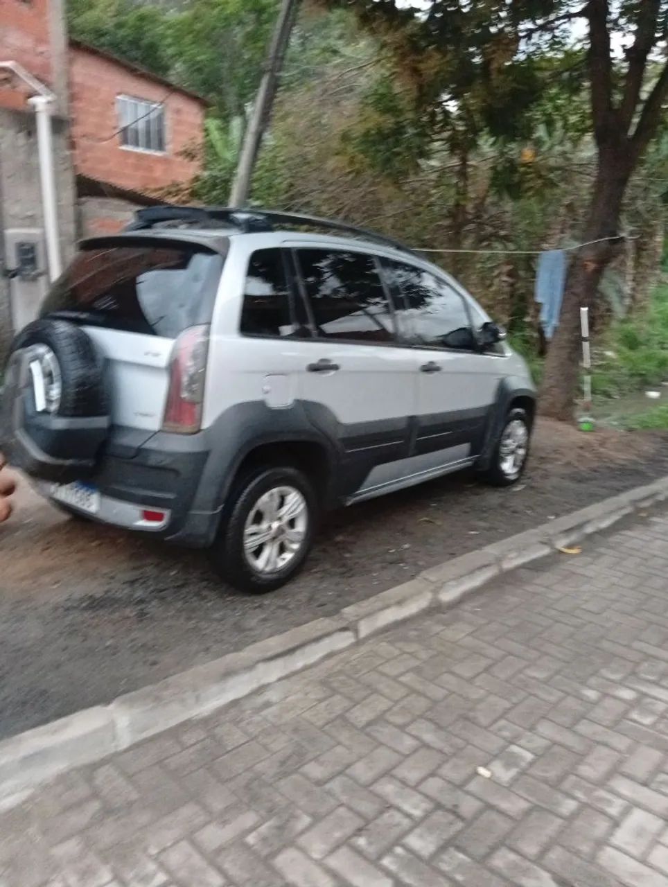 Fiat Idea Adv./ Adv.lock.dualogic 1.8 Flex 5P 2011 - Foto 4