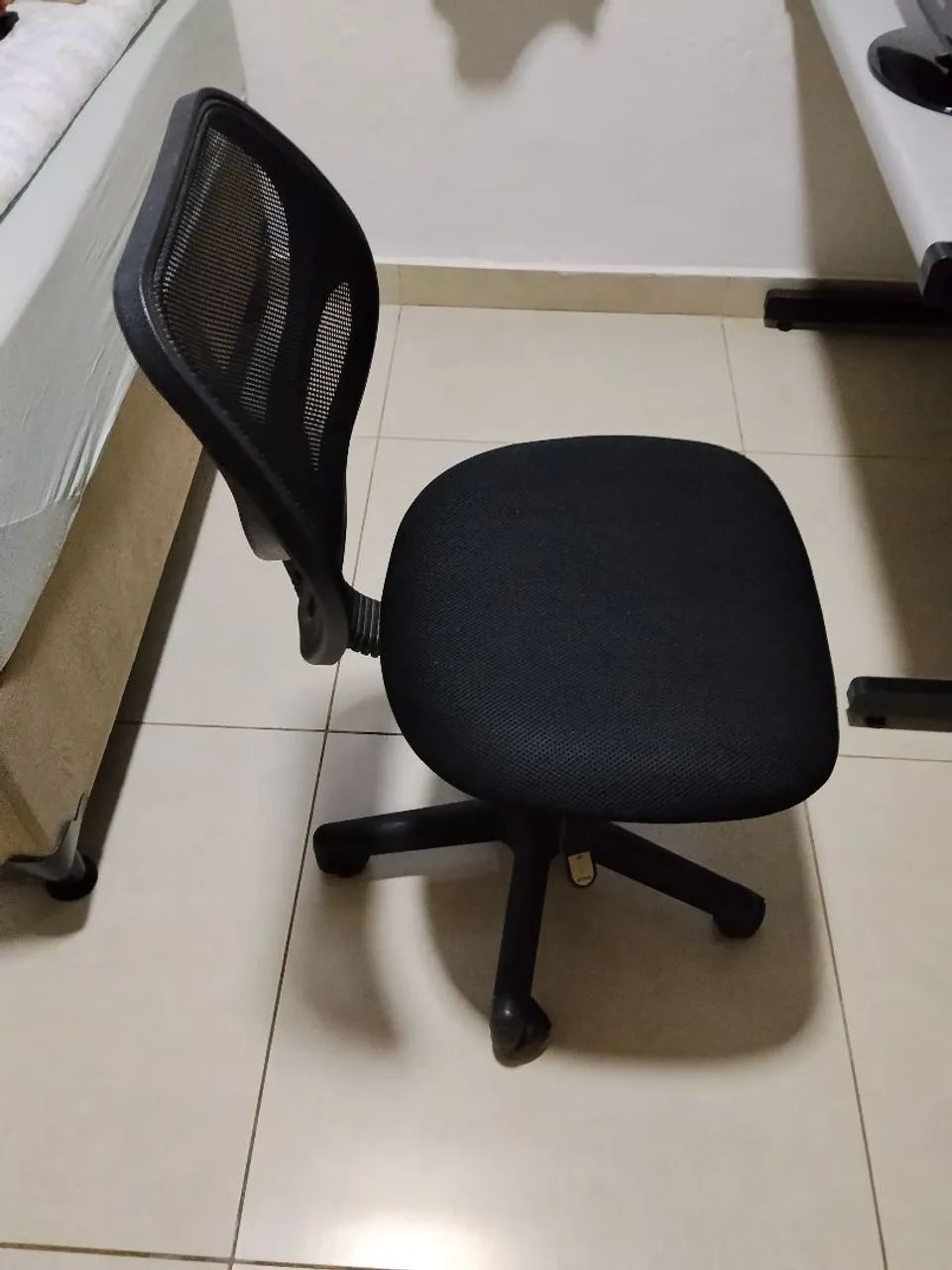 Mesa para e Escritório e Cadeira - Foto 4
