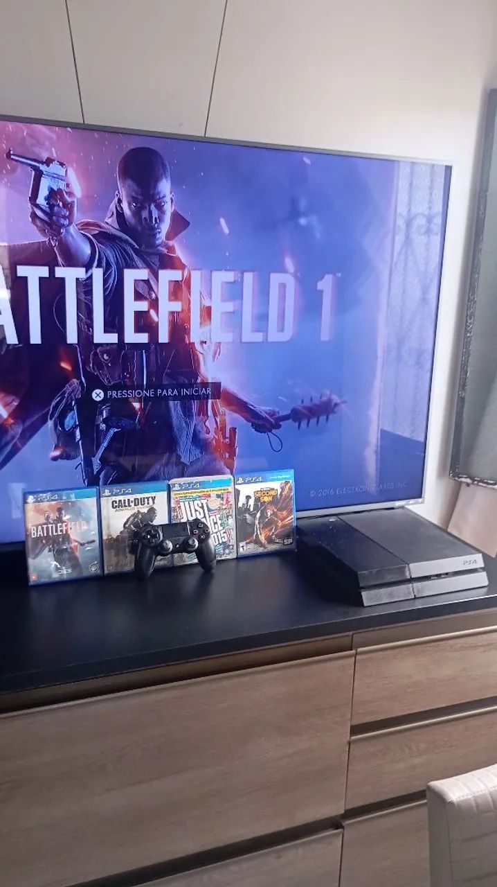 Ps4 com 4 jogos  - Foto 2