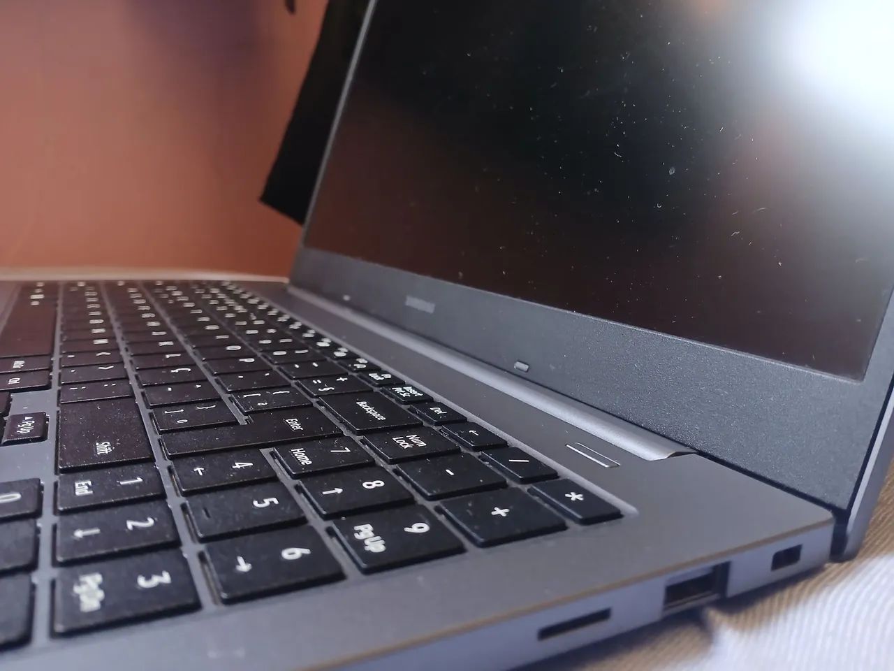 Notebook Samsung 55XDA-KP7 (Intel Celeron) - Foto 4