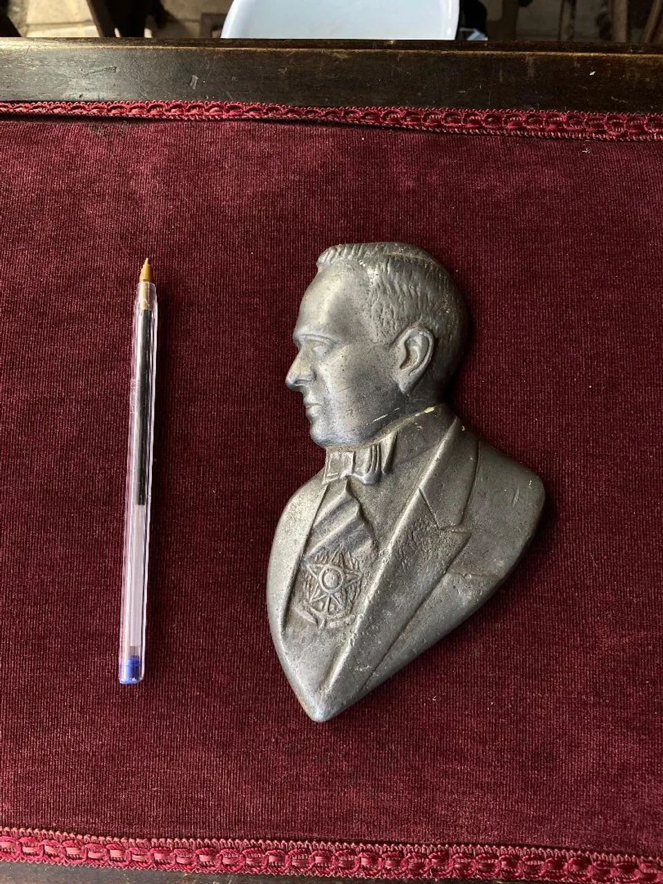 Antiga decoração busto Getúlio Vargas (ref:186)