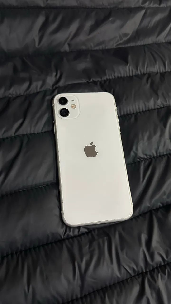 iPhone 11 Branco Completo