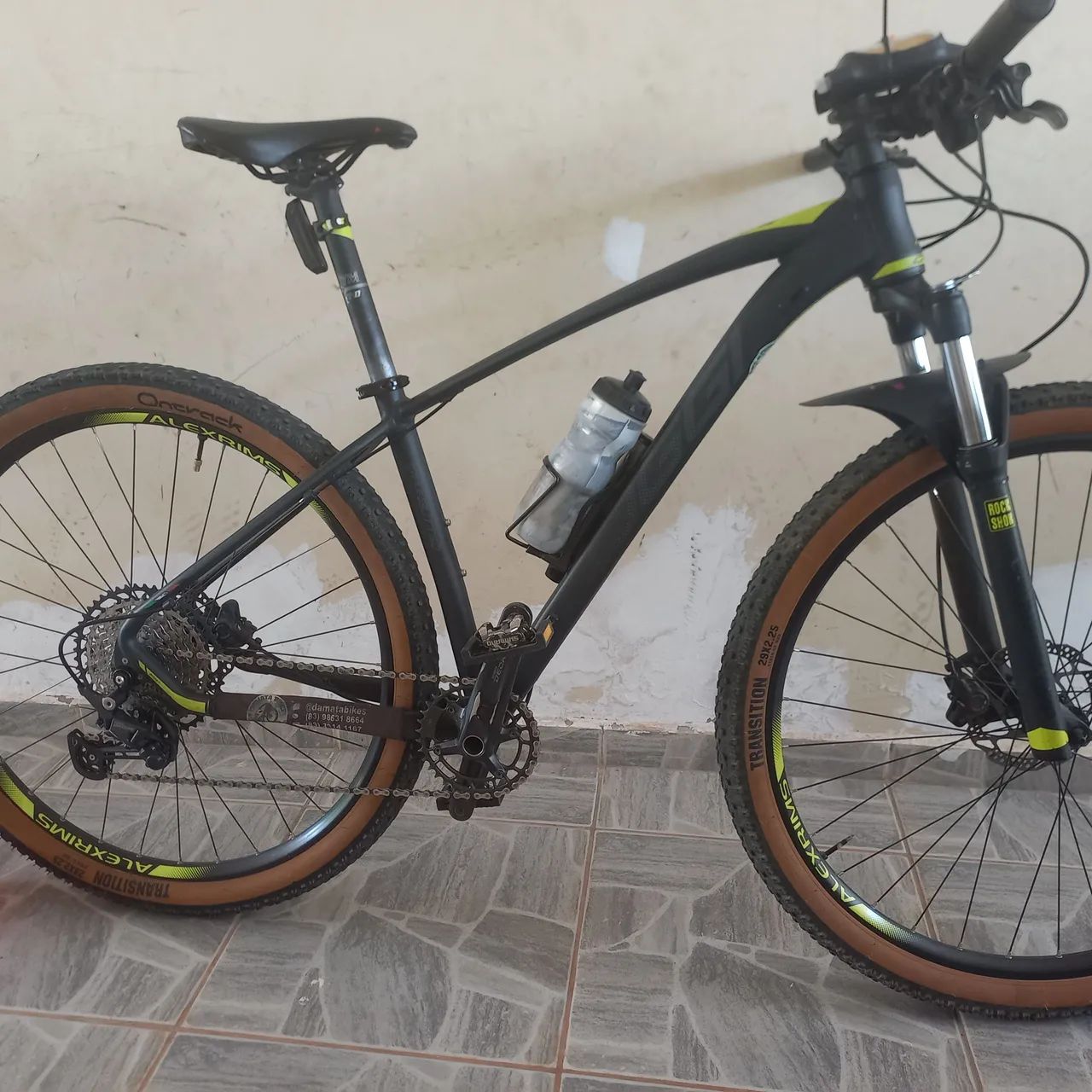 Vendo bike OGGI 7.2 toda DEORE . Quadro 17