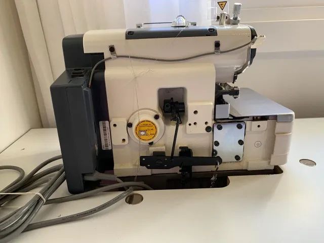  Máquina de Costura Industrial Semi Nova - Overlock SunSir - Foto 3