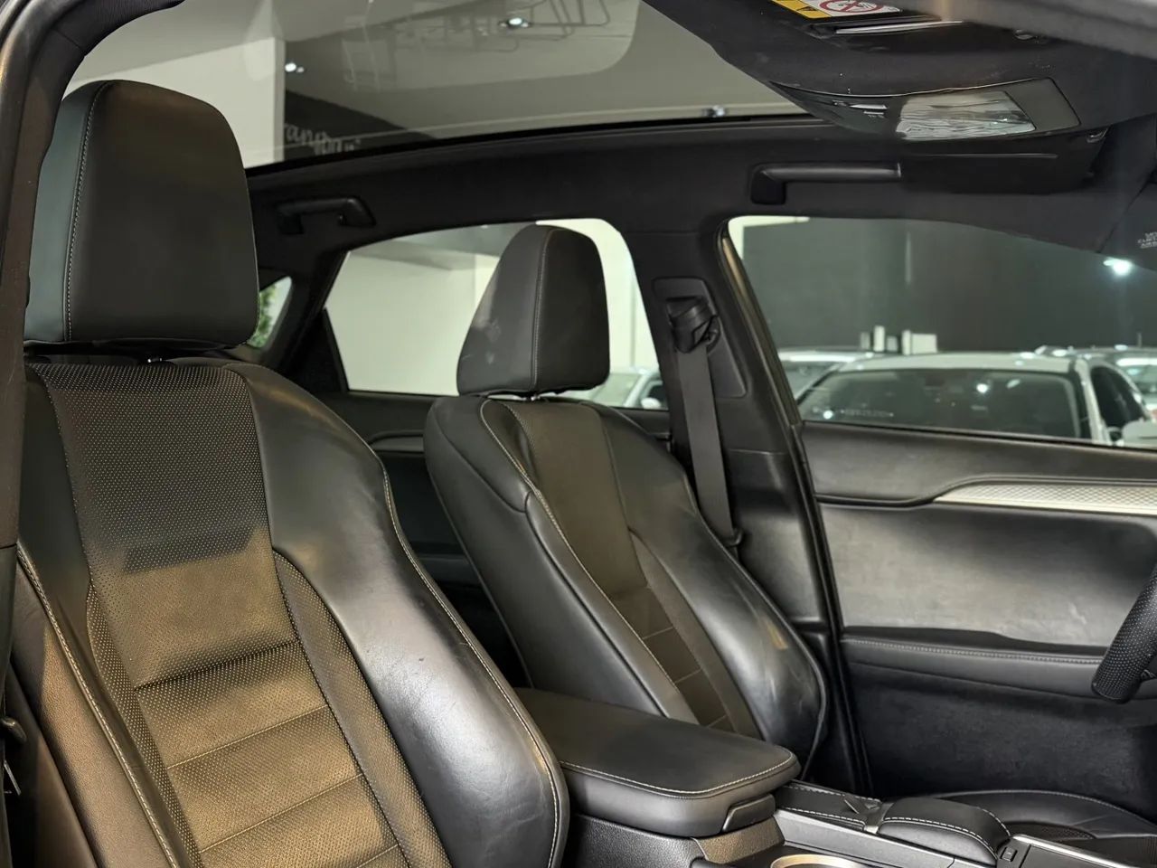 Lexus NX-300 H F-sport 2.5 16V Aut., foto 12 de 20