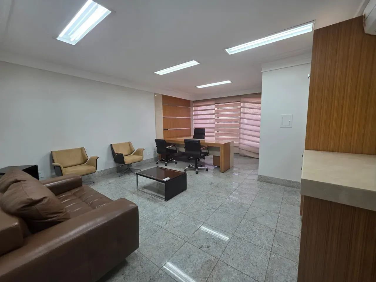 Sala Comercial - 350 m² - Plano Diretor Sul - Foto 2