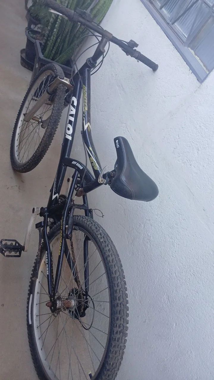 Duas bicicletas uma nova e outra usada - Foto 2