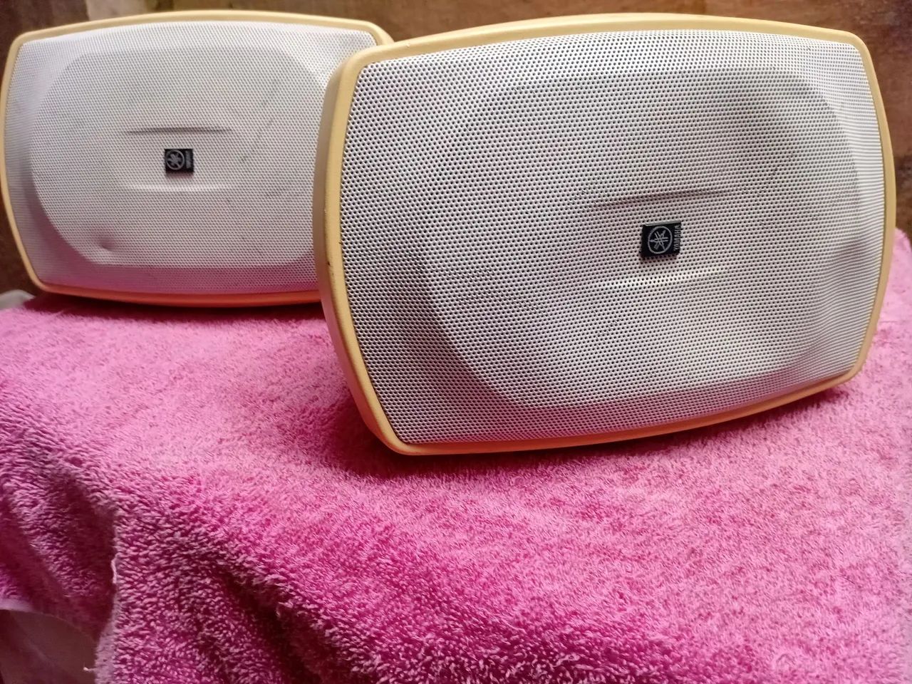 Caixa de som yamaha 190w