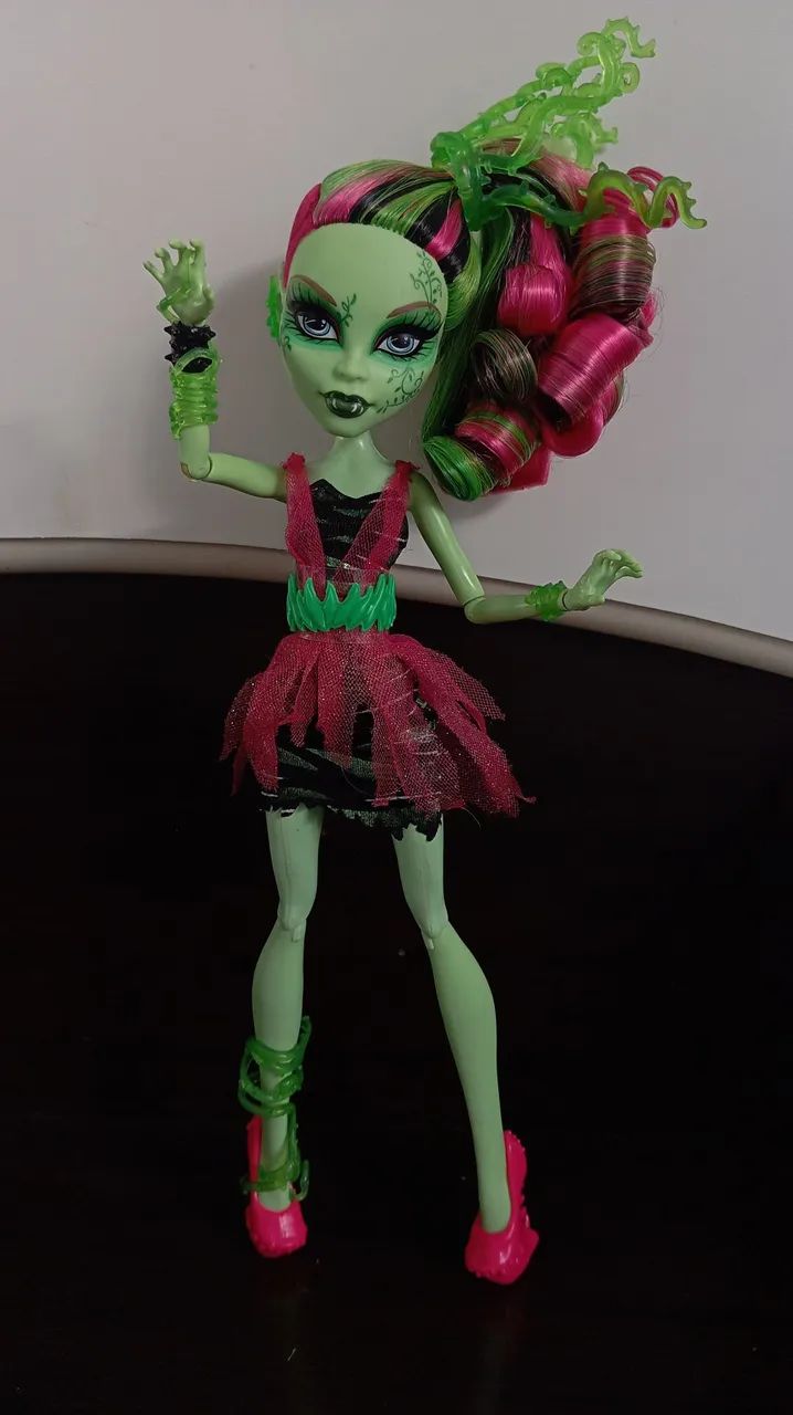 Monster High - Venus McFlytrap (Zombie Shake)
