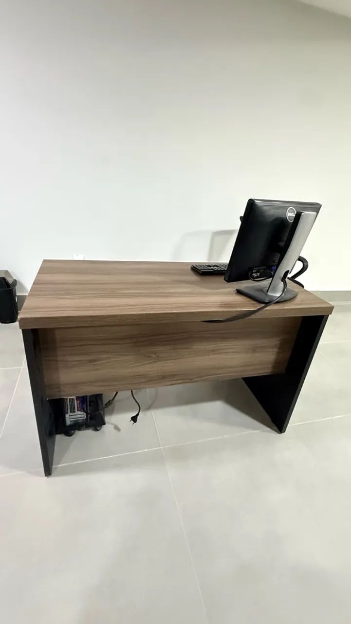 Mesa de escritório 1,20x0,60  - Foto 3