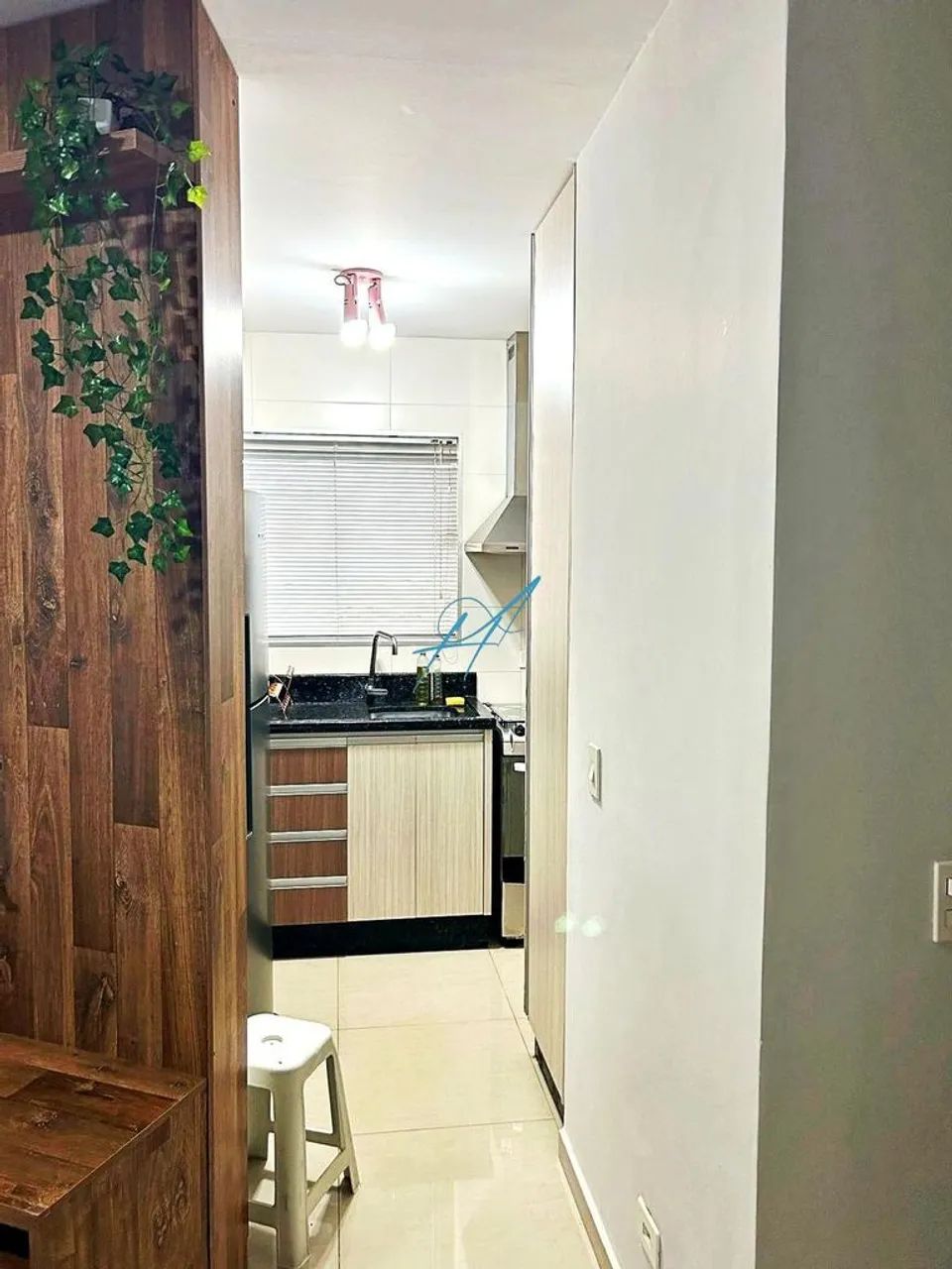 Ótimo investimento apartamento mobiliado com sacada, vista livre - Foto 4
