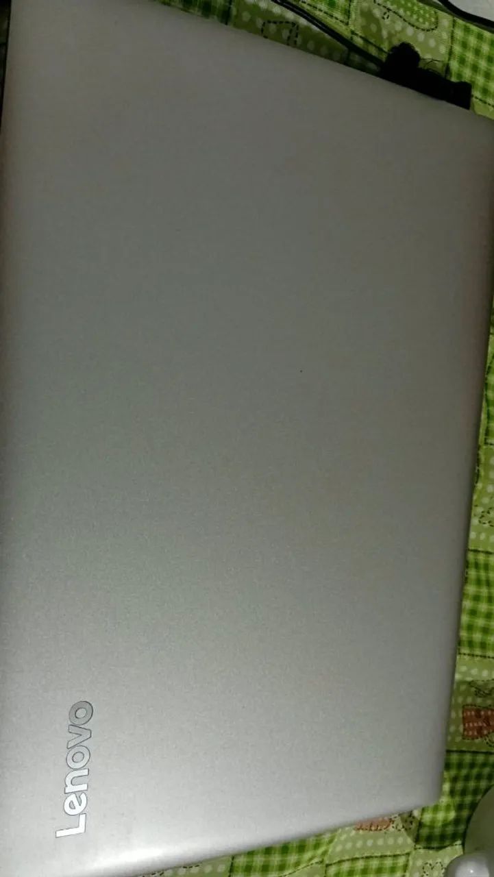 Notebook Lenovo Ideapad 320 core I5 8G - Foto 2