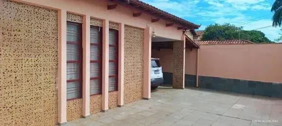 CASA SETOR SUDOESTE LOTE INDIVIDUAL ARMÁRIOS VARANDA PISCINA AMPLO QUINTAL OPORTUNIDADE FI - Foto 3
