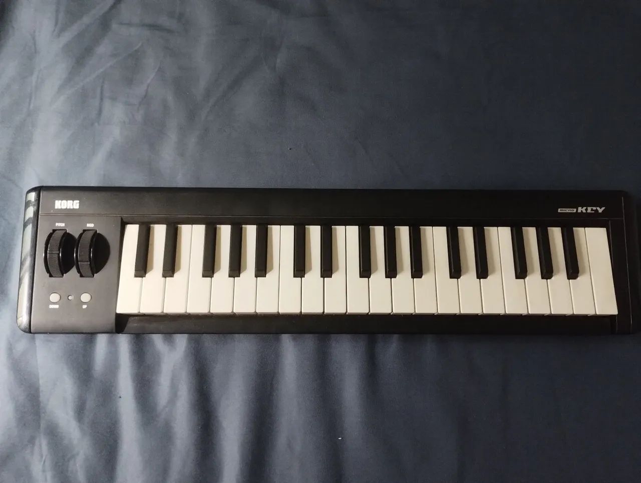 Controlador Midi Korg Microkey 37 teclas