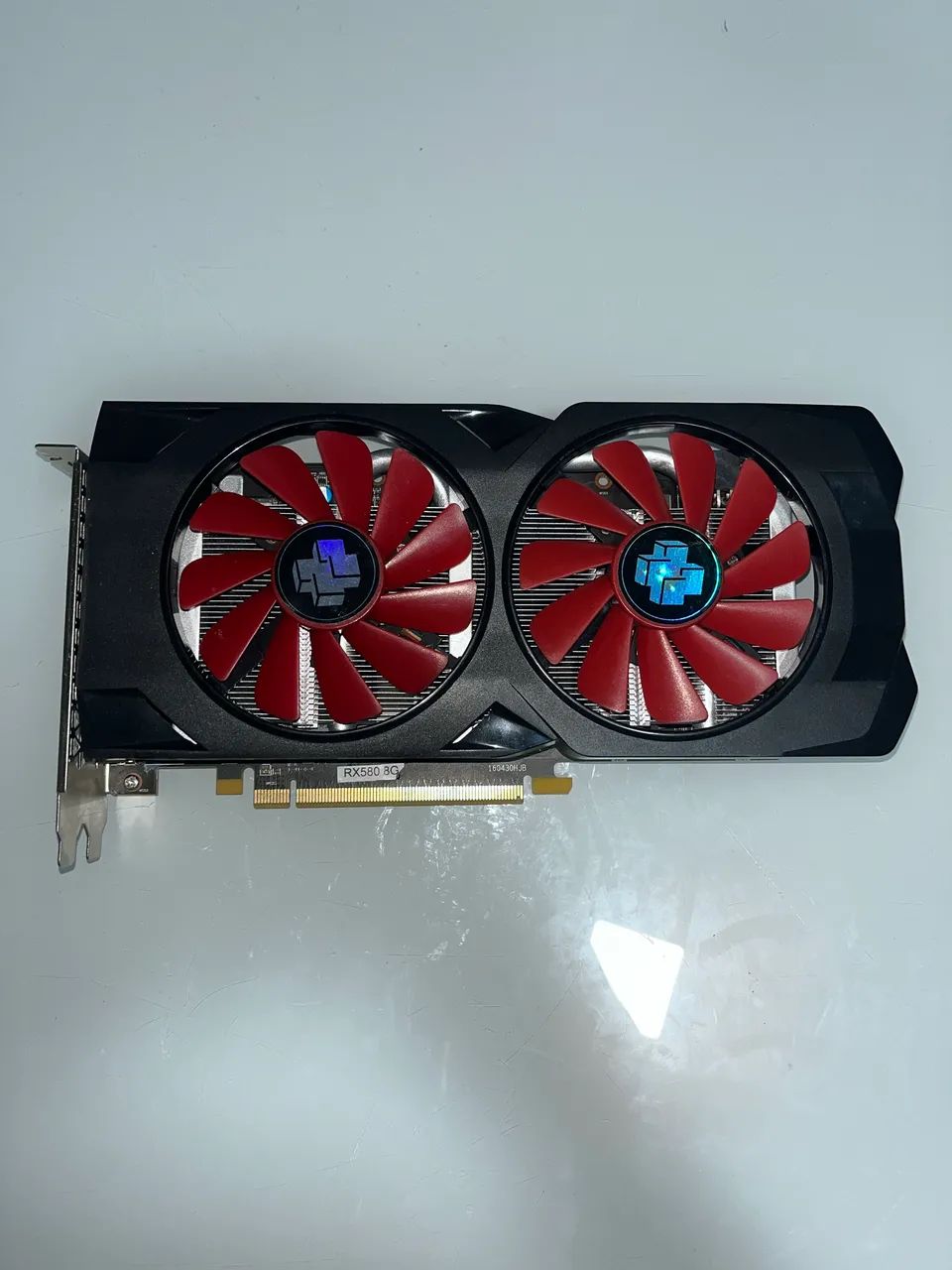 Placa de vídeo RX 580 8gb COM DEFEITO