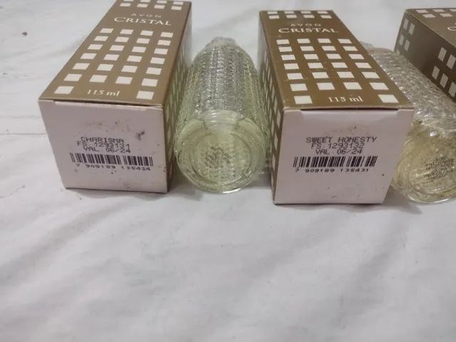 Perfumes antigos Avon - Foto 2