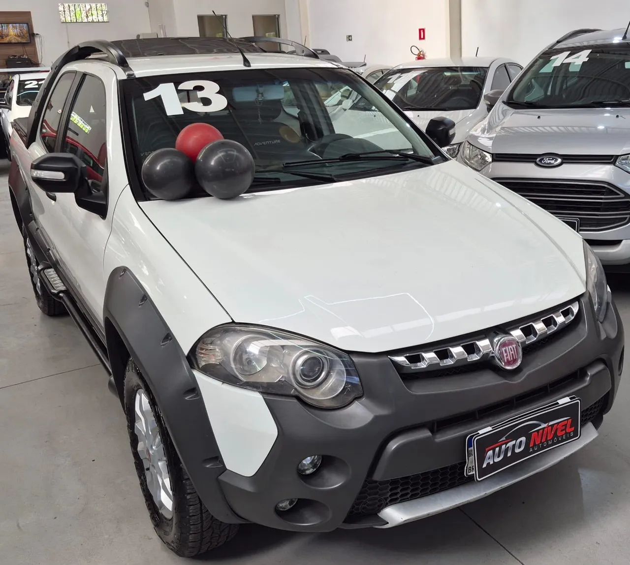 Fiat Strada Adventure1.8/ 1.8 Locker Flex CD 2013 - Foto 3