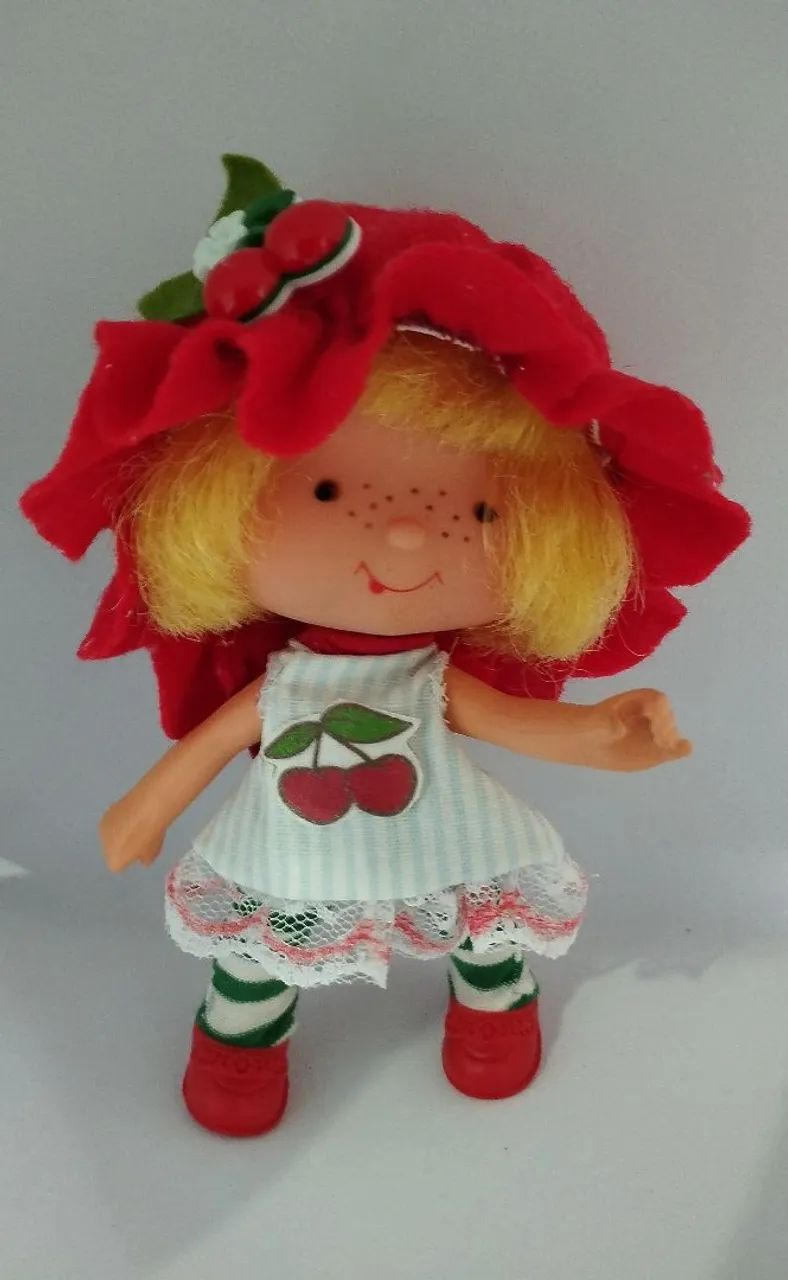 Boneca Moranguinho Cerejinha