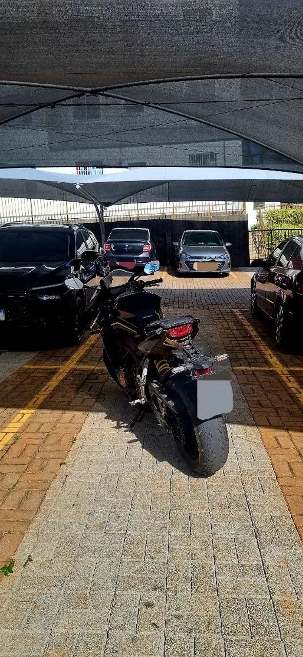 Cbr650r 2023 - Foto 4