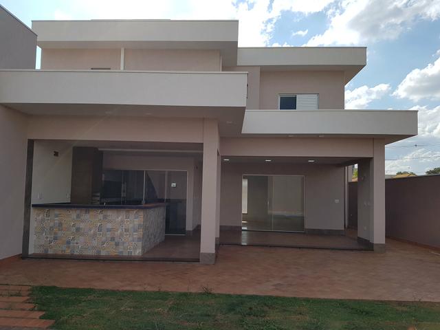 Vende este sobrado no condomínio Bella La vitta em sertaozinho SP cel. 016 99169 26 42 - Foto 2