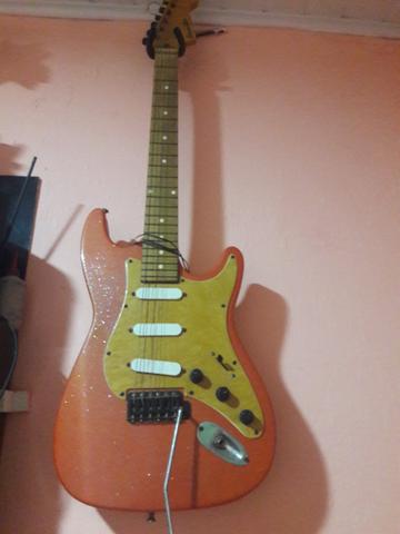 Guitarra nova