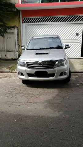 Toyota Hylux CD 3.0 SR 4 x 4, Ano 2013, Òtimo Estado, Aceito Troca - Foto 4